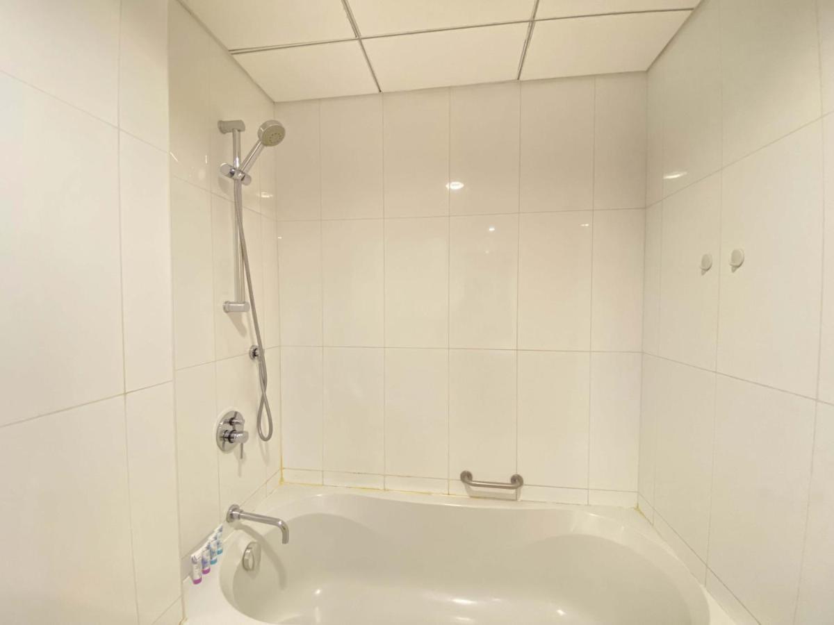 Lux Bnb Studio Downtown Fountain View Dubai Exterior photo
