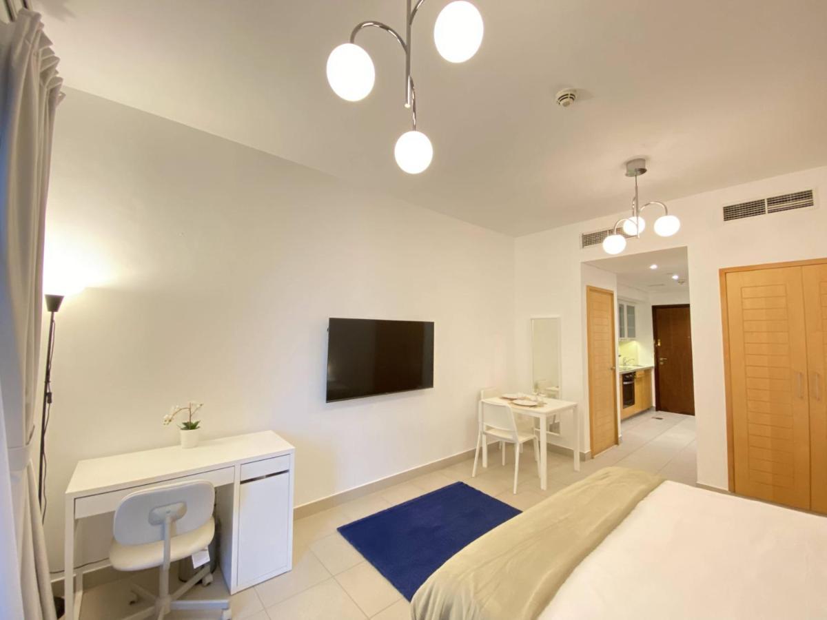 Lux Bnb Studio Downtown Fountain View Dubai Exterior photo